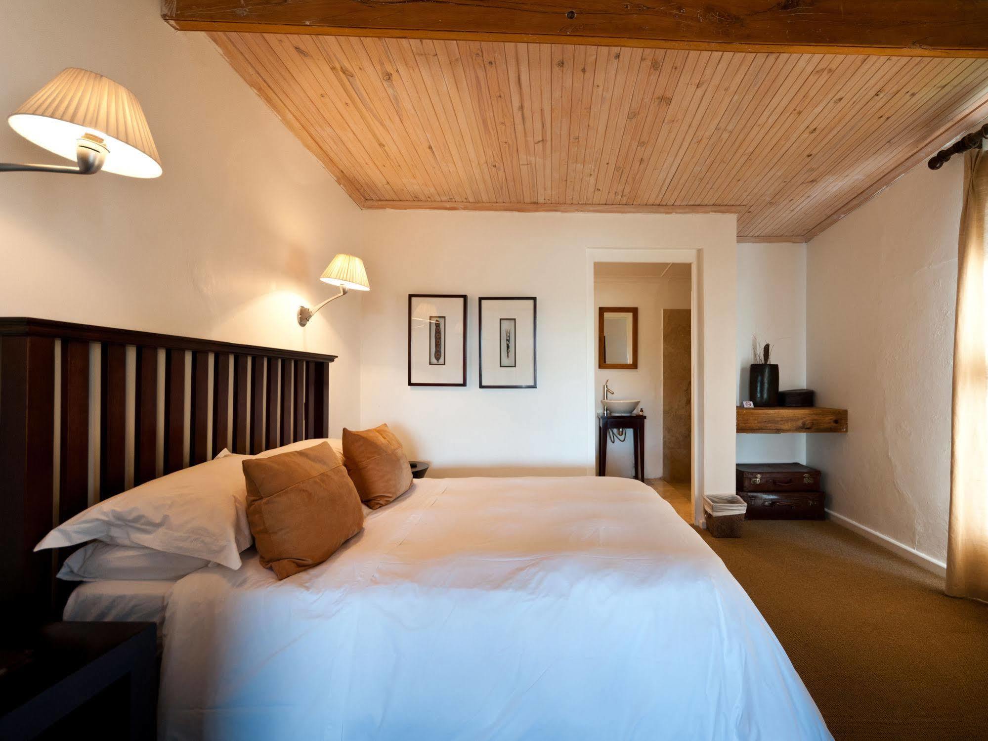 Leeuwenbosch Country House - Amakhala Game Reserve Eksteriør billede