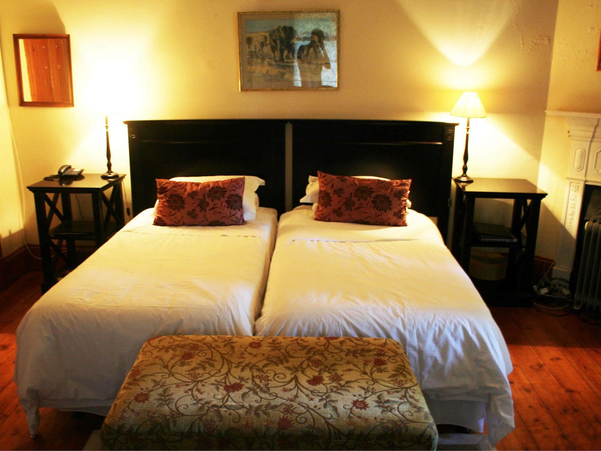 Leeuwenbosch Country House - Amakhala Game Reserve Eksteriør billede
